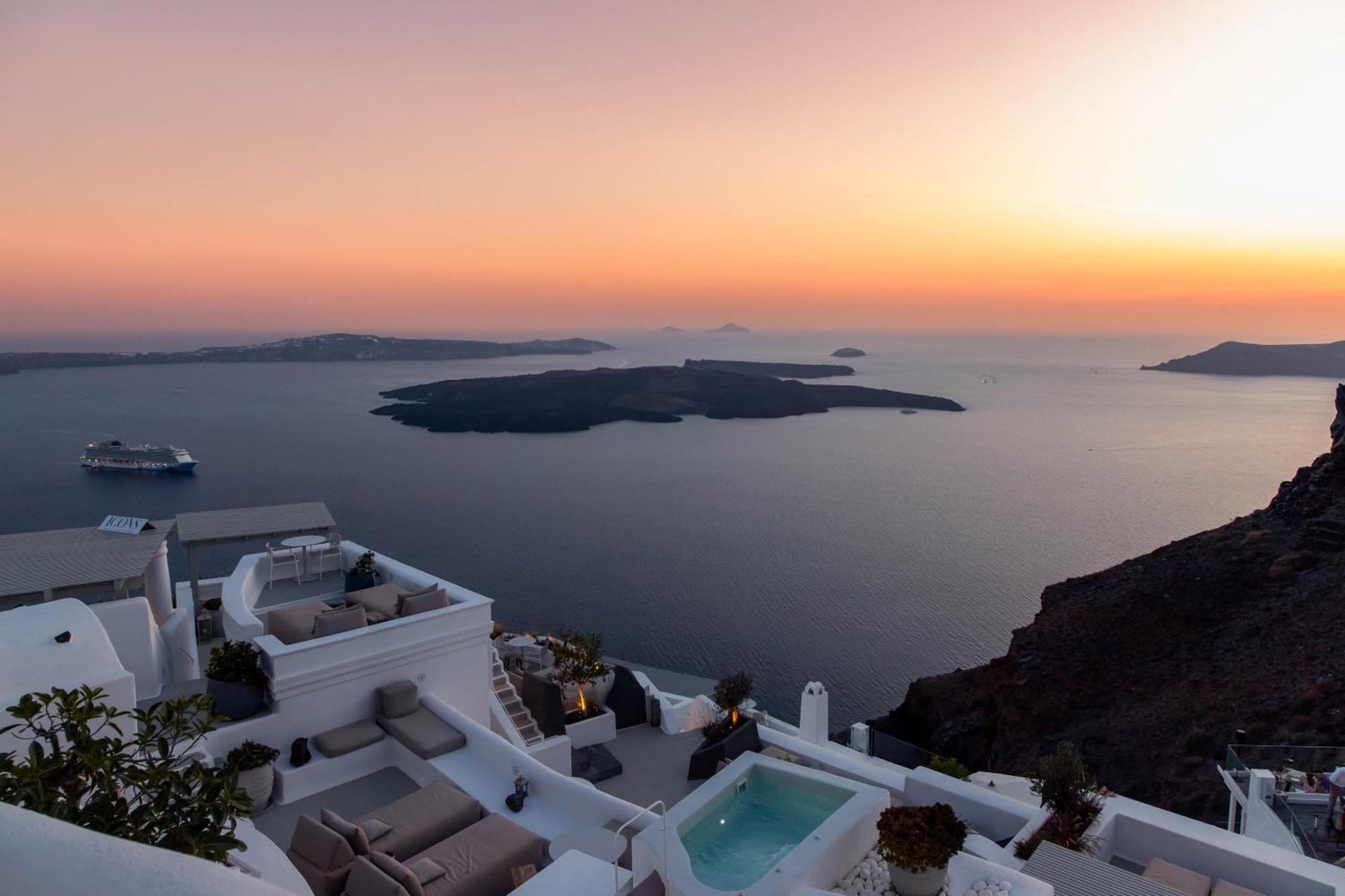 Iconic Santorini, A Boutique Cave Hotel By Sandglass Imerovígli Buitenkant foto